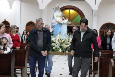 Acontece hoje 19/07 o 3º dia da Novena em Louvor a Sant´Ana  